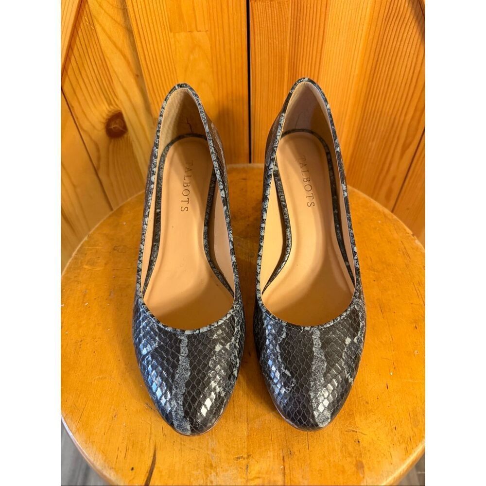 Talbots Isa Snakeskin block heel Women's Pumps size 6M Leather - Picture 2 of 8